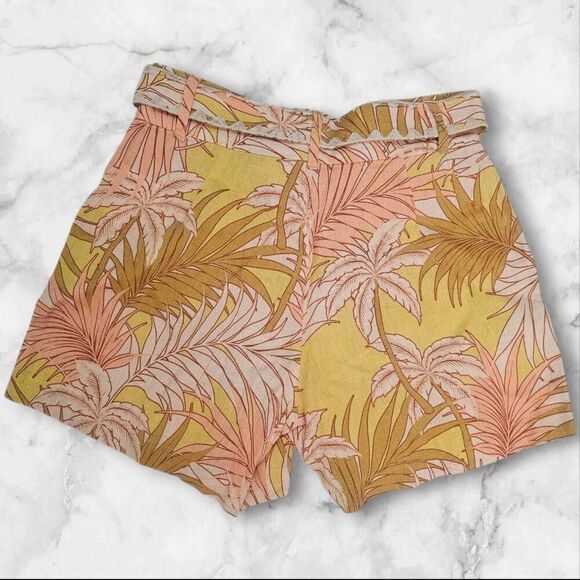 Tahari Tropical Print Shorts Size 6 - Picture 2 of 5